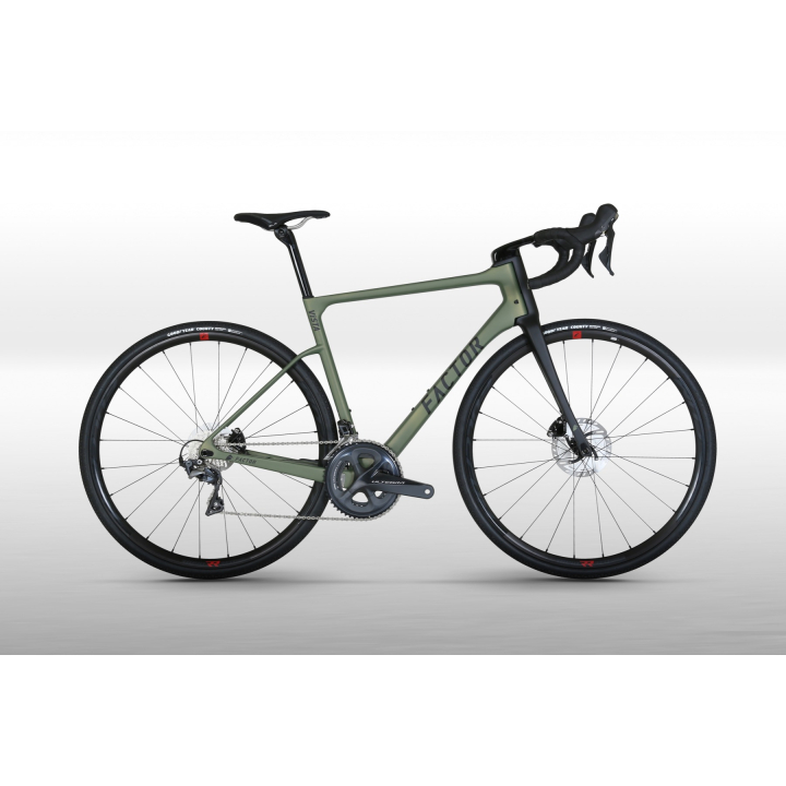 Factor ViSTA SRAM Rival eTap AXS su Black Inc Thirty Clincher Disc Brake CeramicSpeed SRAM XDR Hunter Green gravel dviratis