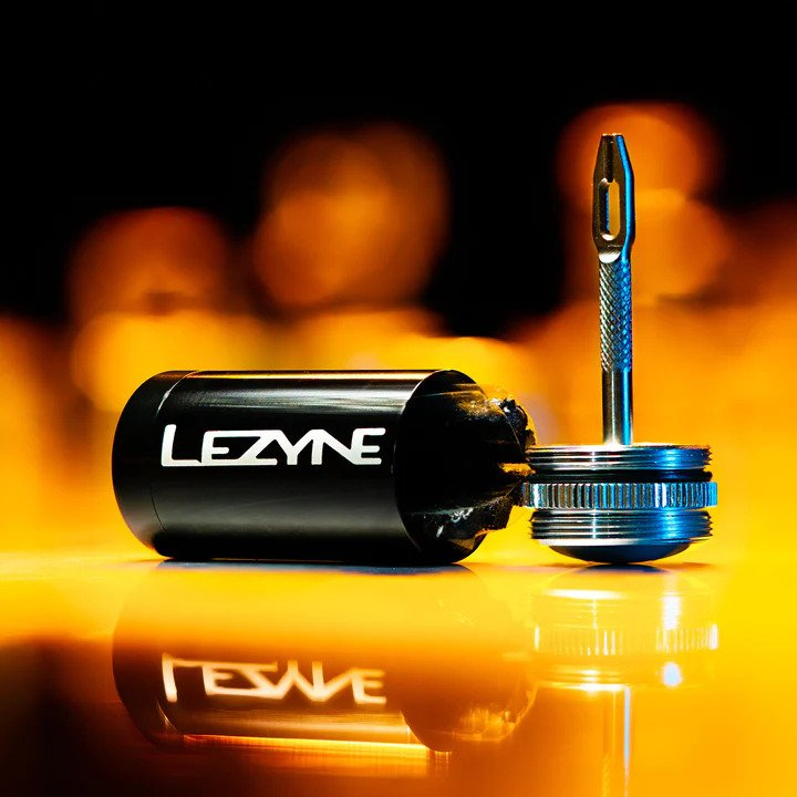 Lezyne Tubeless kit Įrankis bekamerinei padangai remontuoti